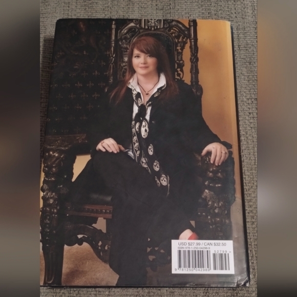 📕Born of Defiance: The League: Nemesis Rising Hardcover-like New - Picture 4 of 4